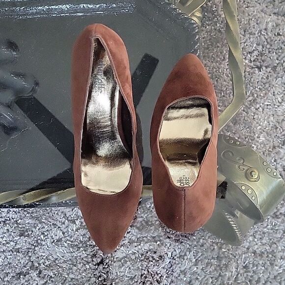 BRAND NEW CHARLOTTE RUSSE POINTED TOE HIGH HEEL STILETTOS PUMP - Picture 4 of 14